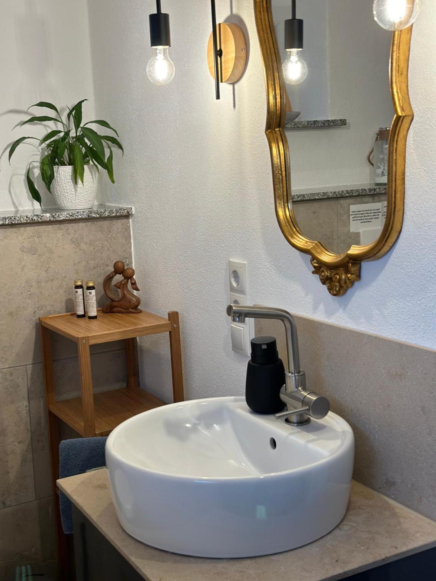 Ferienwohnung Um'S Eck Ochsenfurt Exteriör bild