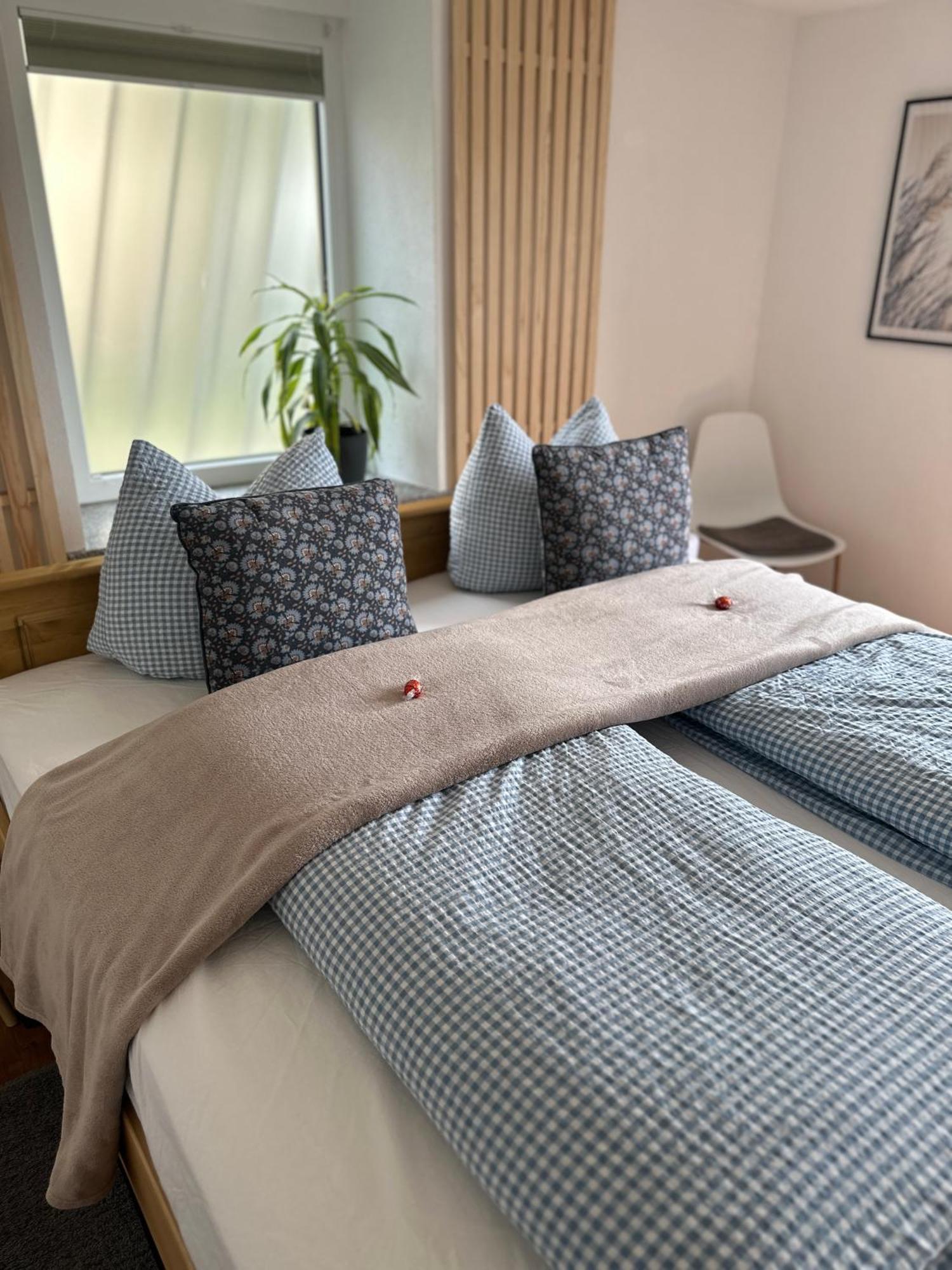Ferienwohnung Um'S Eck Ochsenfurt Exteriör bild